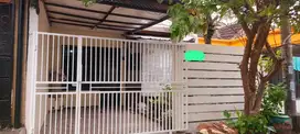 Rumah 2 Lantai Daerah Gayungan Surabaya