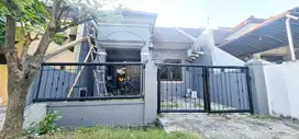 Dijual Rumah WIGUNA SELATAN  Strategis MURAH BANGET MASIH NEGO