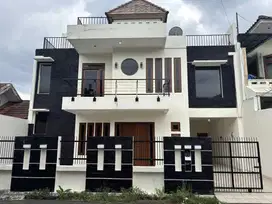 Rumah Lega Unfurnished 2 Lantai Siap Huni di Duren Tiga Jakarta Selata