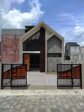 Rumah Dijual Surabaya Timur Ready SHM 3KT area Pantai Mentari-Kenjeran