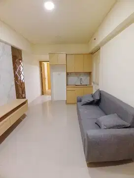 Disewakan 2 BR Apartemen Meikarta Tower Riverlake