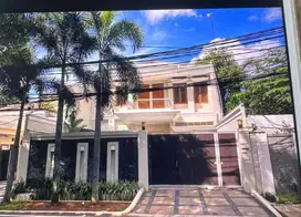 Dijual Cepat Rumah Mudah & Aman  di Menteng, Jakarta Pusat
