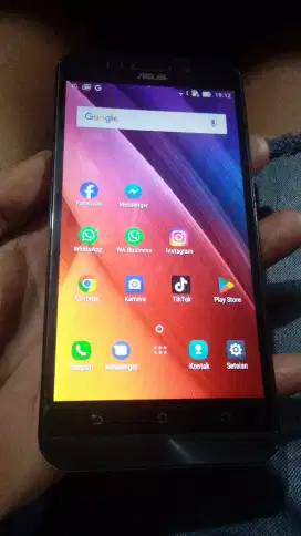 Asus zenfone Max Z010D ram2/32gb 4Glte Batangan