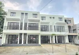 Dijual Ruko Baru 2.5 Lantai Lokasi Strategis Duren Sawit Jakarta Timur