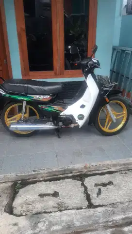 Honda Astrea grand