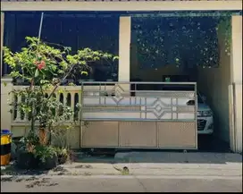 Dijual rumah Perum Semolowaru Indah One Gate Sistem