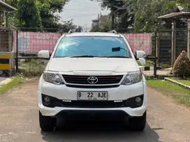 Toyota Fortuner 2015 Bensin