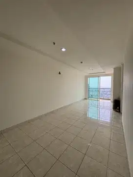 Disewakan 2 kamar Apartemen French Walk Semi Furnish Lyon Garden BARU