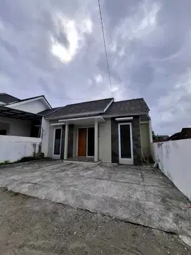 Dijual Rumah Siap Huni 3KT dekat Pamela Tujuh Harga 550jt Nego Legalit