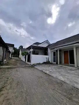 Dijual Rumah Siap Huni 3KT dekat Pamela Tujuh Harga 550jt Nego Legalit