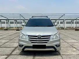 Toyota Kijang Innova V Luxury 2.0 2013