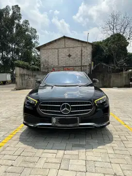Mercy Mercedes Benz E200 Avantgarde W216 2022