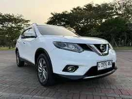 NISSAN XTRAIL 2.5 CVT MATIC 2014 - TERAWAT,ISTIMEWA