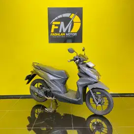 Honda Beat Deluxe Tahun 2023 silver full orisinil