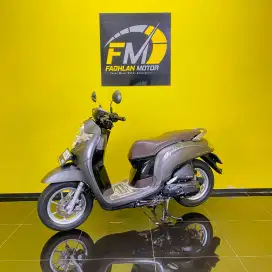Honda Scoopy Tahun 2020 kilometer rendah cash kredit