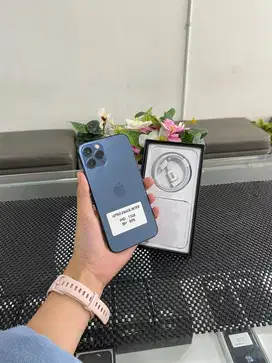 iphone 12pro 256gb fullset bergaransi nominus menerima kredit dan Tt