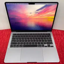 Macbook Air 13 inch, M2 2022 MLXW3