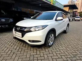 Honda Hrv 1.5 E CVT AT White 2017 KM77rban SIAP PAKAI