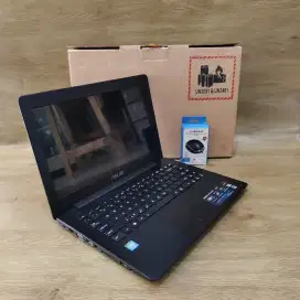 Laptop Asus Slim Ram 8GB  bonus Mouse Siap pakai [Bisa Diantar Kerumah