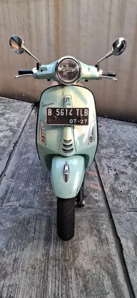 Vespa Primavera IGET 150ABS