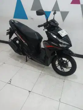 Honda VARIO 125 CBS 2023 hitam