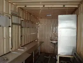 Booth Container