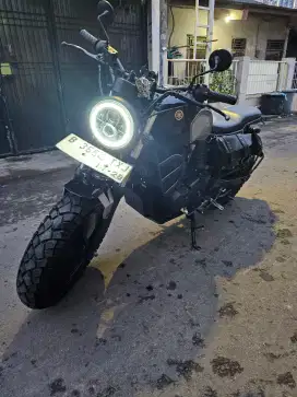 Motor Custom Scrambler basic byson 2013