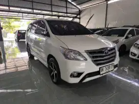 Innova V matic bensin 2014