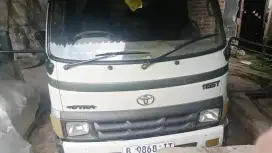 Dijual Truk Dyna ST115 th 2004