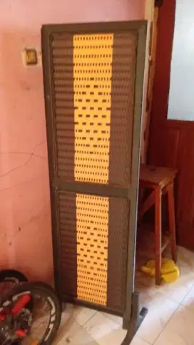 Partisi rotan 2 unit