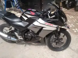 Mahar CBR 150R mulus
