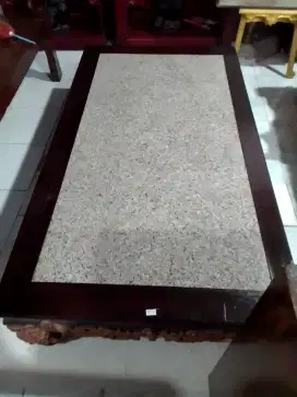 Meja Opium Murmer Ukiran
