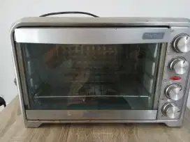 Oven Mitochiba bekas berfungsi