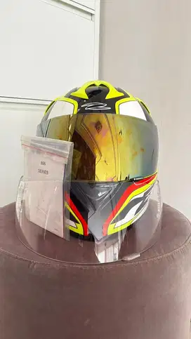 Helm fullface like new terawat