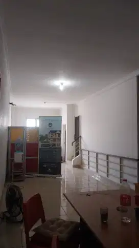 Disewakan per bulan ruko mendrisio gading serpong