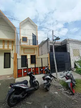 Rumah Baru 2 Lantai  Di Jual Pakal Surabaya Barat Cash Kpr DP Ringan