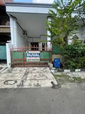 Rumah 2 Lantai di Komplek Green Garden Rorotan Jakarta Utara
