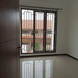 Investasi Cerdas: Rumah 2 Lantai, Free Biaya dan Desain