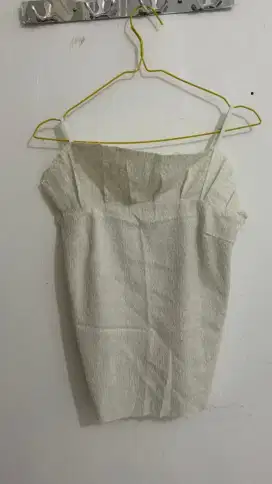 Tanktop putih modern