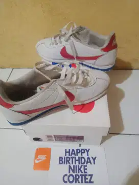 Just ke cortez size 39 xlv aniversary