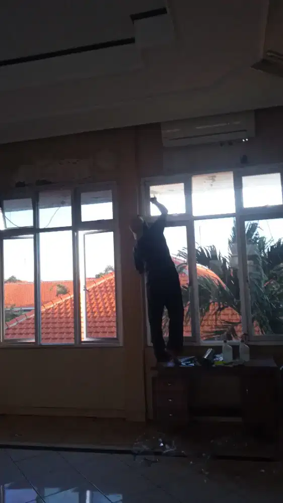 Specialized kaca film cutting sticker mobil gedung rumah murah amanah