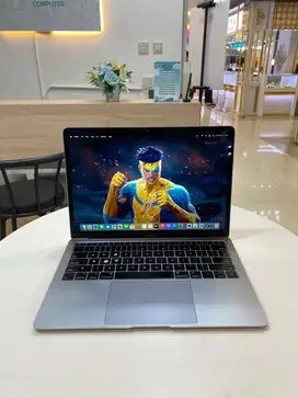 MacBook Air Retina 2019 8/256GB