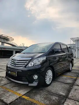 Toyota Alphard 2013 Bensin