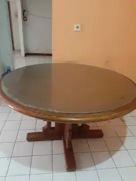 Meja Makan Round Table + 3 Kursi