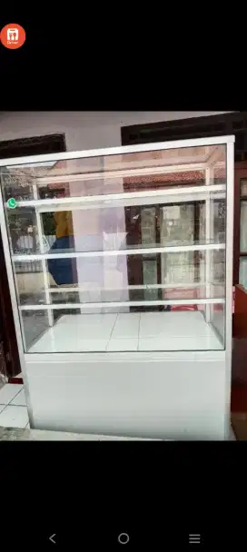 ETALASE SERBA GUNA