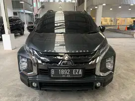 Mitsubishi Xpander Cross Black Edition AT 2021 Abu-abu PREMIUM B1892EZ