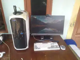 PC Gaming/Desain Fullset AMD Ryzen 5 16GB
