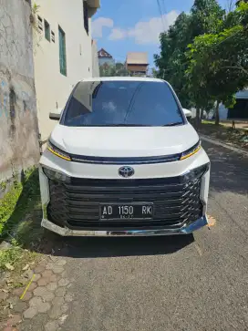All New Voxy TSS cvt matic 2022/2023