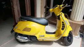 Piaggio GTS 150cc kuning 2021 Gbm