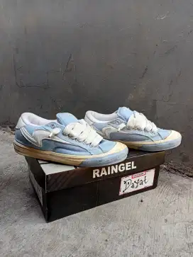 sepatu gemuk mulus